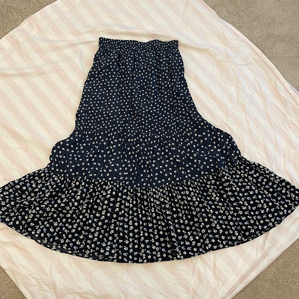 Uniqlo Navy Floral maxi Skirt